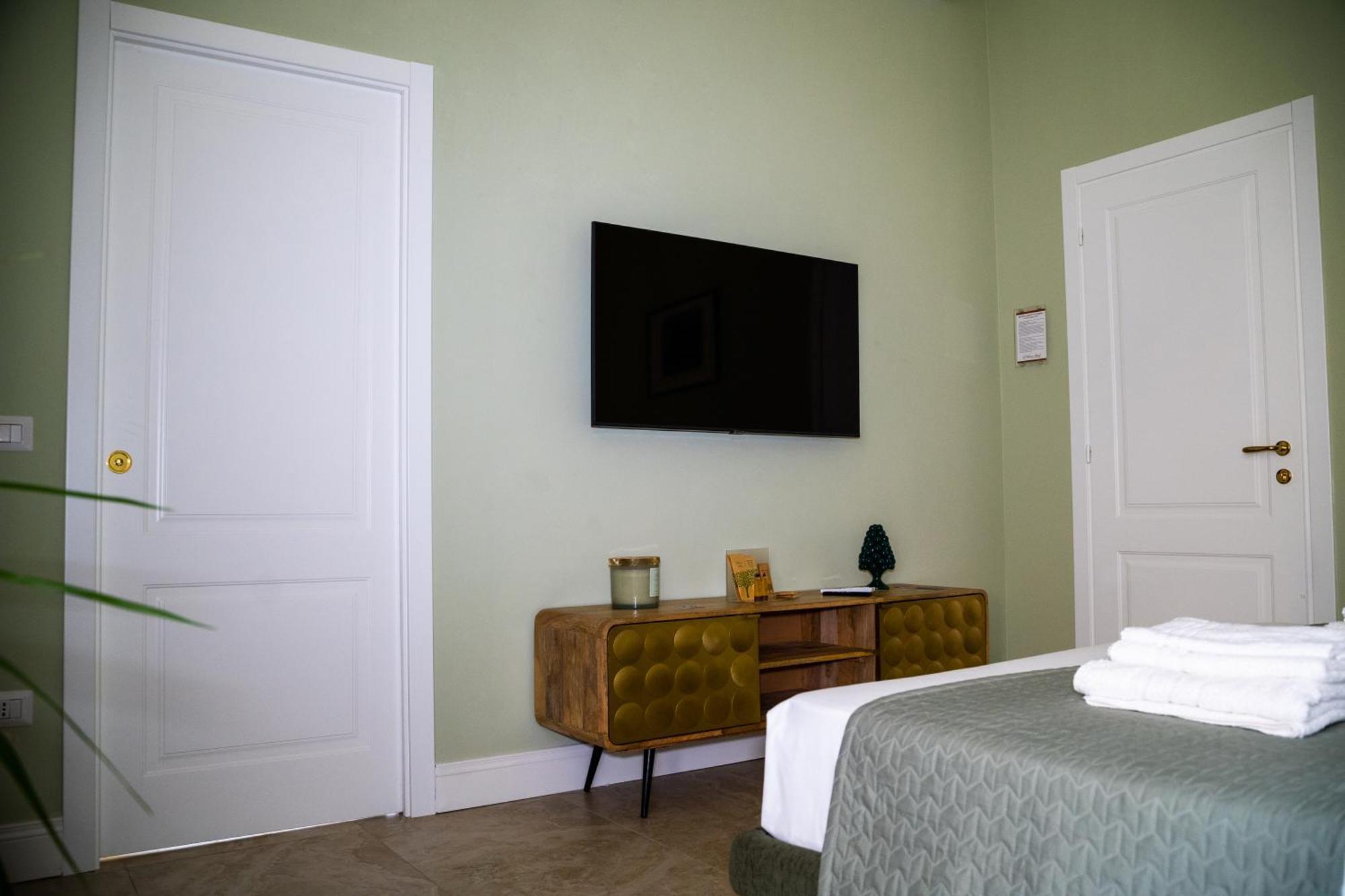 Palazzo Murat Luxury Rooms Arienzo Exterior photo